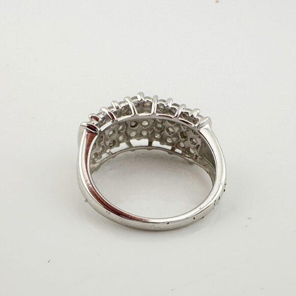 Elegant Channel Set 1 carat Natural Diamond Anniversary Ring Size 7 - Picture 9 of 16